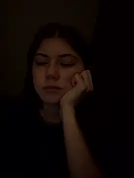 Snapshot of emilycoco chatting on January 2026 02:13:01 AM emilycoco online show from January 2026 02:13:01 AM