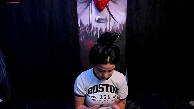 Snapshot of Kylie-fox chatting on September 2025 11:31:02 PM Kylie-fox online show from September 2025 11:31:02 PM