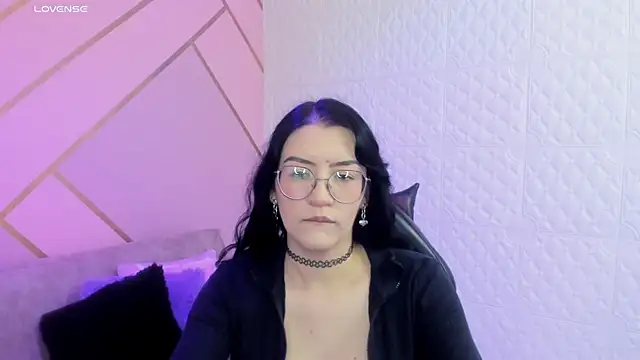 Violetaa diazz online show from February 2026 09:20:02 PM