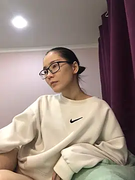 Milka23 online show from December 2024 10:47:01 PM