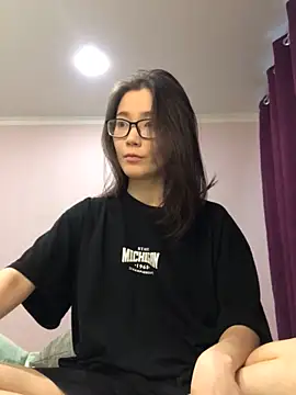 Milka23 online show from December 2024 10:39:01 AM