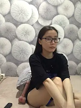 Milka23 online show from March 2025 02:00:01 PM