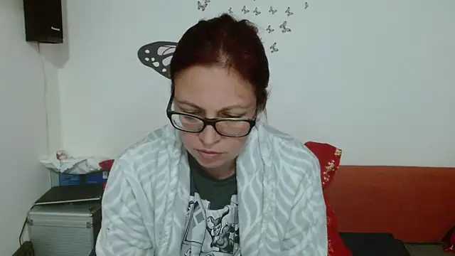 LadyHellene online show from December 2025 02:55:01 PM