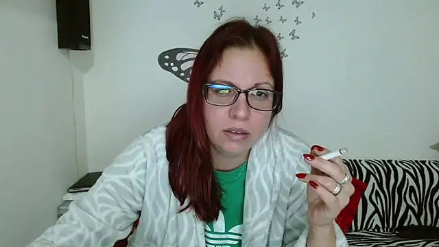 LadyHellene online show from January 2026 05:00:02 AM