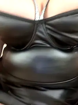 Snapshot of Mature_hot_mom chatting on October 2025 10:21:02 PM Mature hot mom online show from October 2025 10:21:02 PM