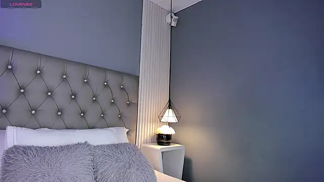 VioletthaRous online show from March 2026 10:42:01 PM