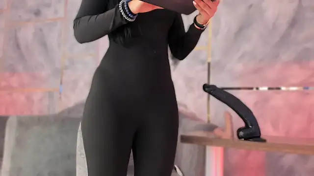 Snapshot of Ellaochoa chatting on December 2025 11:25:02 AM Ellaochoa online show from December 2025 11:25:02 AM