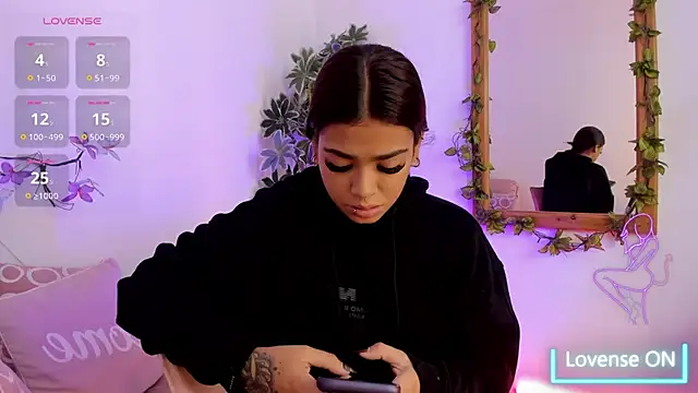 GiaFu online show from September 2025 11:59:02 AM