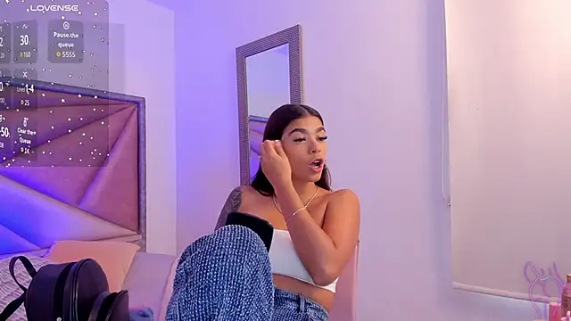 GiaFu online show from January 2026 05:58:02 PM