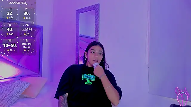 GiaFu online show from February 2026 05:39:02 PM