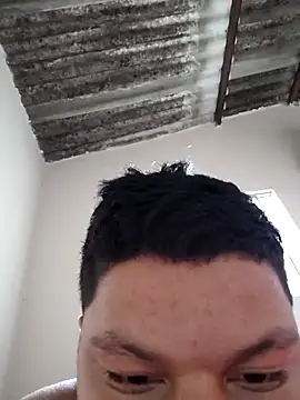 Snapshot of putoso031 chatting on January 2025 01:43:01 PM putoso031 online show from January 2025 01:43:01 PM