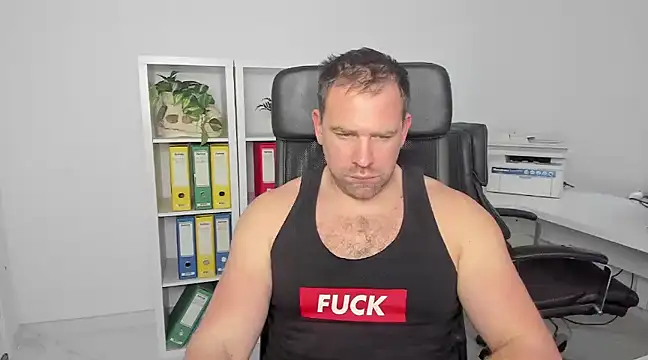 Snapshot of John-E-Dough chatting on January 2025 07:27:02 AM John-E-Dough online show from January 2025 07:27:02 AM