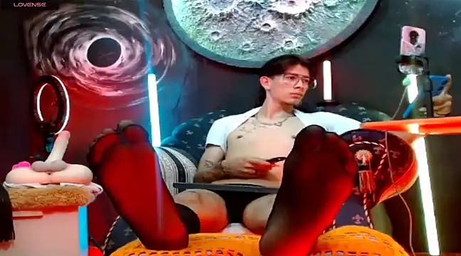 Snapshot of Yedrix chatting on February 2025 02:28:01 AM Yedrix online show from February 2025 02:28:01 AM