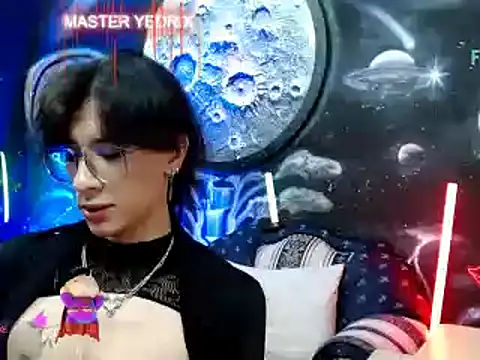 Snapshot of Yedrix chatting on February 2025 02:26:02 AM Yedrix online show from February 2025 02:26:02 AM