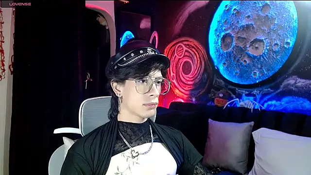 Snapshot of Yedrix chatting on February 2026 05:53:01 PM Yedrix online show from February 2026 05:53:01 PM