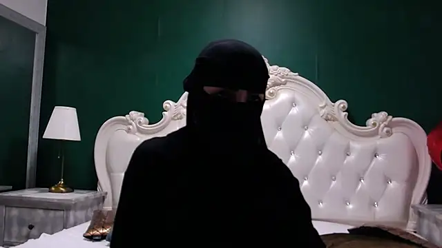 Snapshot of Hajar_Kar chatting on February 2025 04:49:01 AM Hajar Kar online show from February 2025 04:49:01 AM