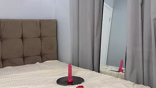 magnificent angel online show from February 2025 10:00:02 PM