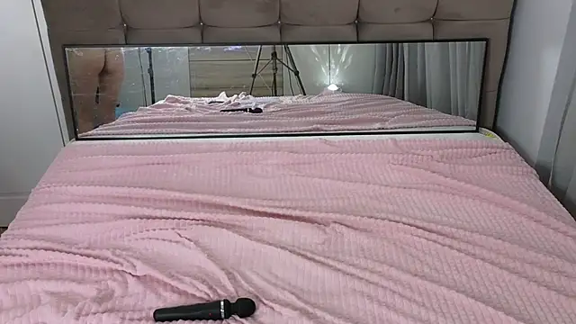 magnificent angel online show from March 2025 10:54:01 PM