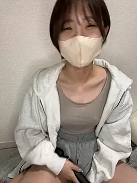 -x MIU x online show from March 2025 10:48:01 AM