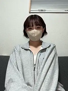 Snapshot of -x_MIU_x chatting on June 2026 10:17:01 AM -x MIU x online show from June 2026 10:17:01 AM
