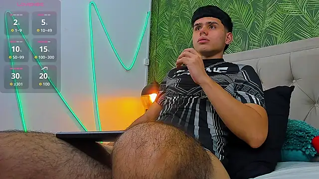 Snapshot of Nathaniel_Park chatting on December 2025 04:28:02 AM Nathaniel Park online show from December 2025 04:28:02 AM