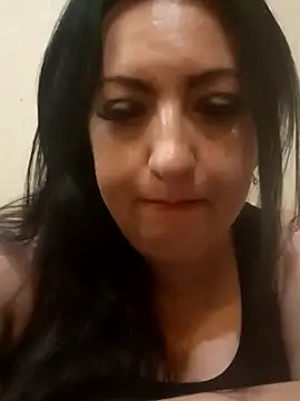 Snapshot of Veronica-Celie chatting on July 2026 09:43:01 PM Veronica-Celie online show from July 2026 09:43:01 PM