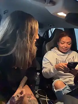 Mollymoon1 online show from February 2026 09:24:01 PM