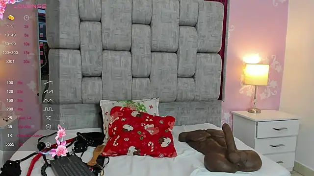 ValentinaThomas online show from March 2025 08:40:02 PM