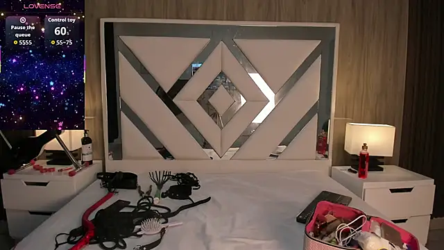 ValentinaThomas online show from September 2025 08:20:02 PM