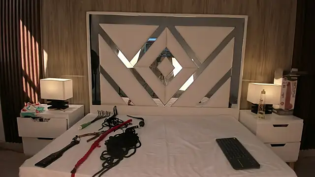 ValentinaThomas online show from October 2025 07:23:02 PM