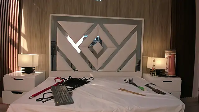 ValentinaThomas online show from October 2025 08:17:02 PM