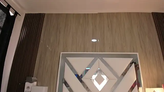 ValentinaThomas online show from October 2025 06:31:01 PM