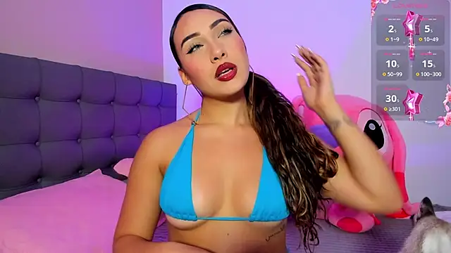 charlotte james0 online show from October 2025 02:41:02 AM