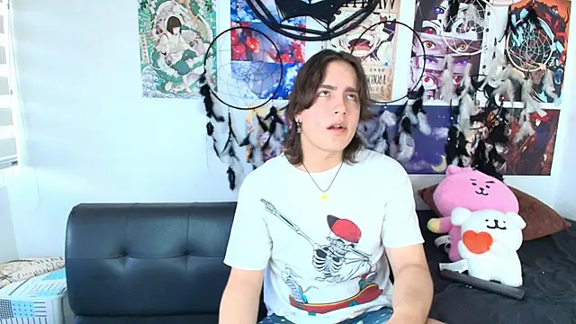 lukashollow  online show from October 2025 05:10:02 PM