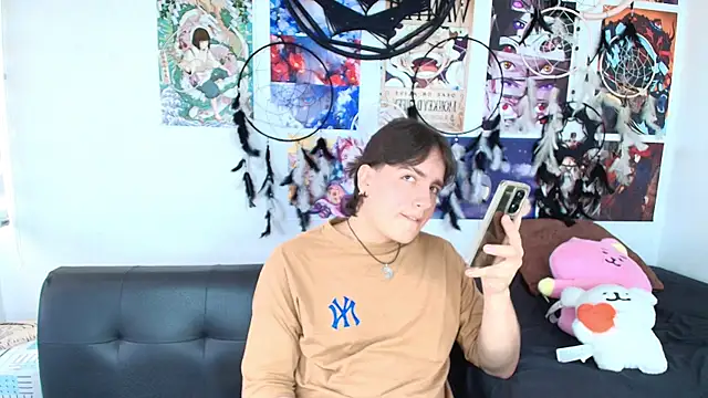 lukashollow  online show from October 2025 07:14:02 PM