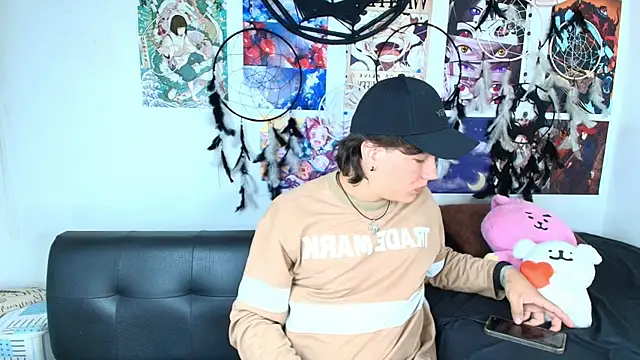 lukashollow  online show from October 2025 01:22:01 AM