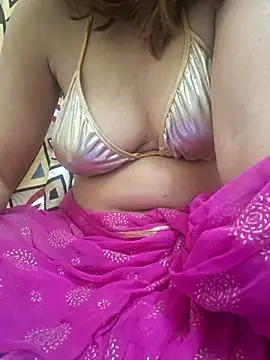 Snapshot of Melody_Shyla chatting on December 2024 12:27:01 AM Melody Shyla online show from December 2024 12:27:01 AM