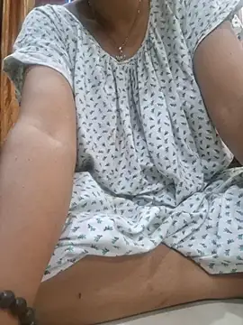 Snapshot of Melody_Shyla chatting on September 2025 11:54:02 PM Melody Shyla online show from September 2025 11:54:02 PM