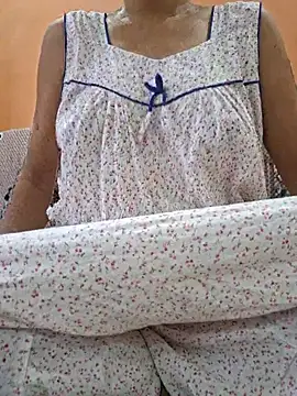 Snapshot of Melody_Shyla chatting on October 2025 12:58:01 AM Melody Shyla online show from October 2025 12:58:01 AM