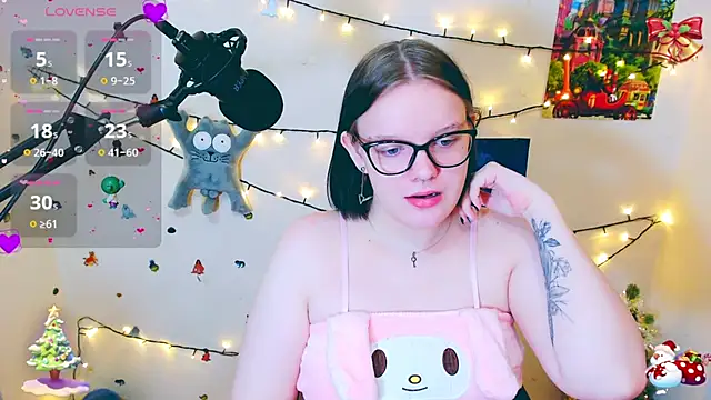 DivaMarisa online show from December 2024 11:17:01 AM