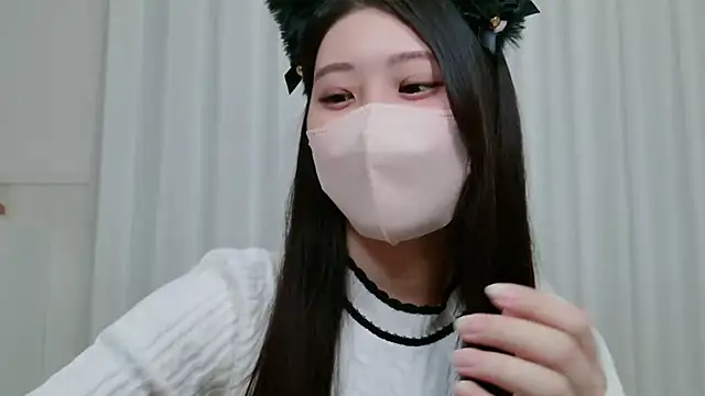 Snapshot of yuki_room chatting on September 2025 01:14:02 PM yuki room online show from September 2025 01:14:02 PM