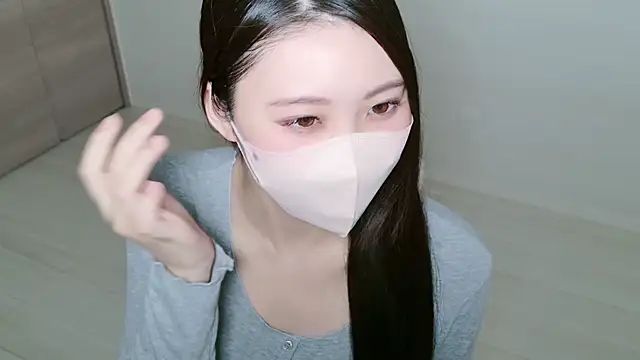 yuki room online show from February 2026 12:10:01 PM