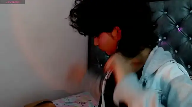 Snapshot of ToshiaKimich chatting on March 2025 07:06:02 PM ToshiaKimich online show from March 2025 07:06:02 PM