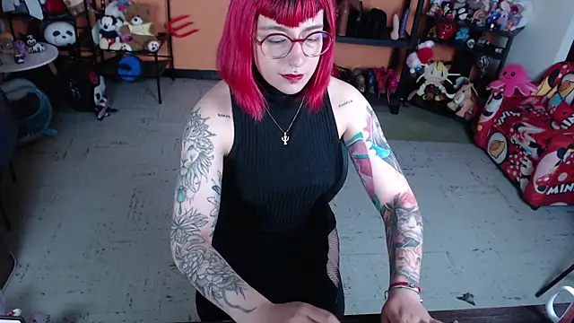 Snapshot of MissMiia2 chatting on April 2026 11:49:01 AM MissMiia2 online show from April 2026 11:49:01 AM