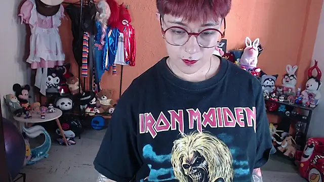 Snapshot of MissMiia2 chatting on July 2026 08:36:02 PM MissMiia2 online show from July 2026 08:36:02 PM