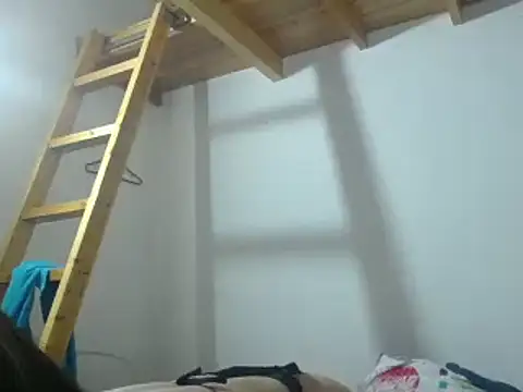 Snapshot of khleo_lionss chatting on December 2024 06:54:01 AM khleo lionss online show from December 2024 06:54:01 AM