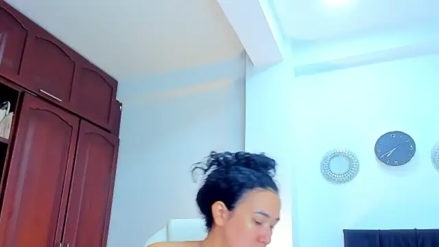kathyajhonss online show from April 2026 12:41:01 AM