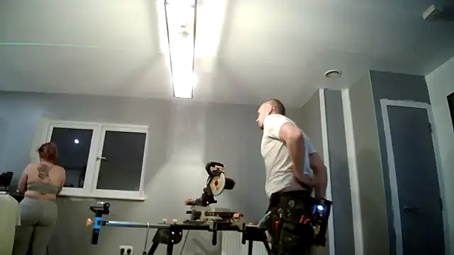 Snapshot of DynamicDuo_oxo chatting on December 2024 04:36:01 PM DynamicDuo oxo online show from December 2024 04:36:01 PM