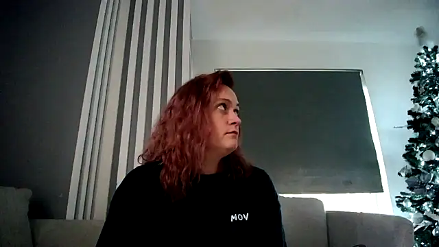 Snapshot of DynamicDuo_oxo chatting on December 2024 01:36:02 PM DynamicDuo oxo online show from December 2024 01:36:02 PM