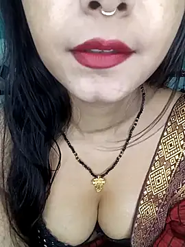 Snapshot of Diamond_queeen chatting on March 2025 07:45:02 PM Diamond queeen online show from March 2025 07:45:02 PM